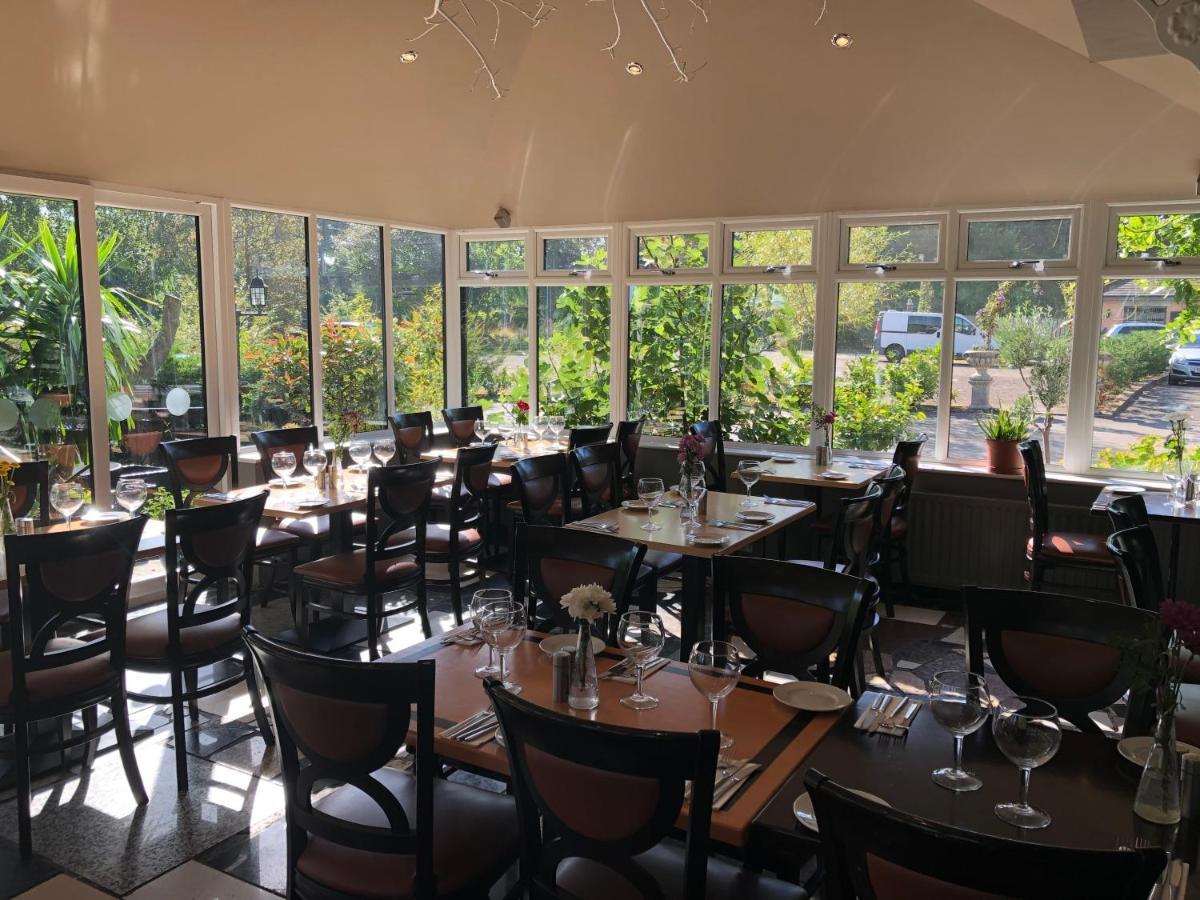 Michelangelos - Rooms, Restaurant & Bar ゲーツヘッド エクステリア 写真