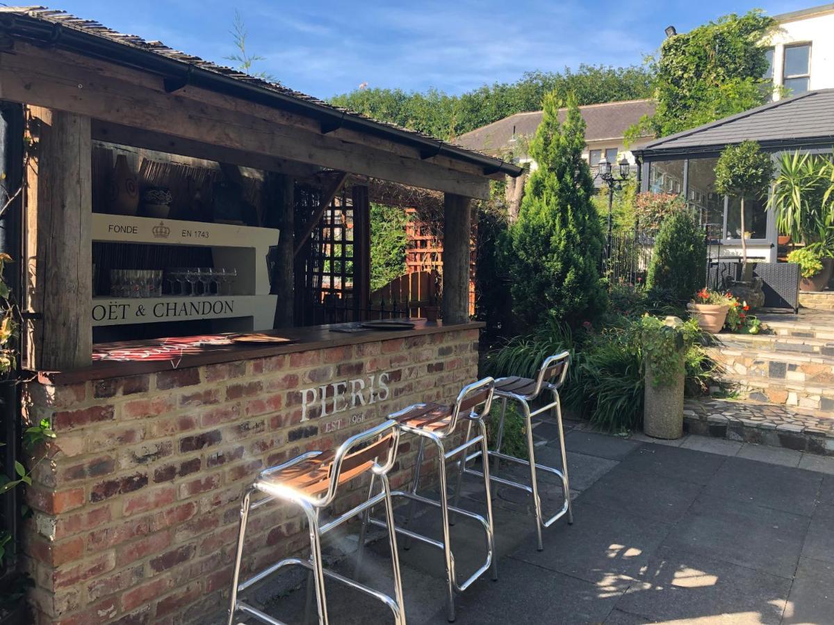 Michelangelos - Rooms, Restaurant & Bar ゲーツヘッド エクステリア 写真